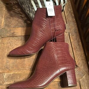 NWT synthetic booties, croc-like Ann Taylor